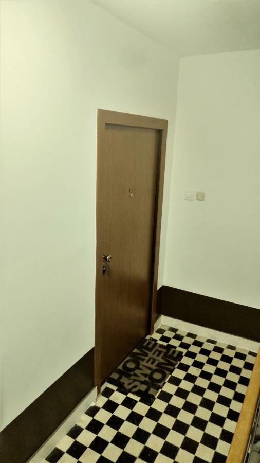 Studio Apartment Offside Split Bagian luar foto