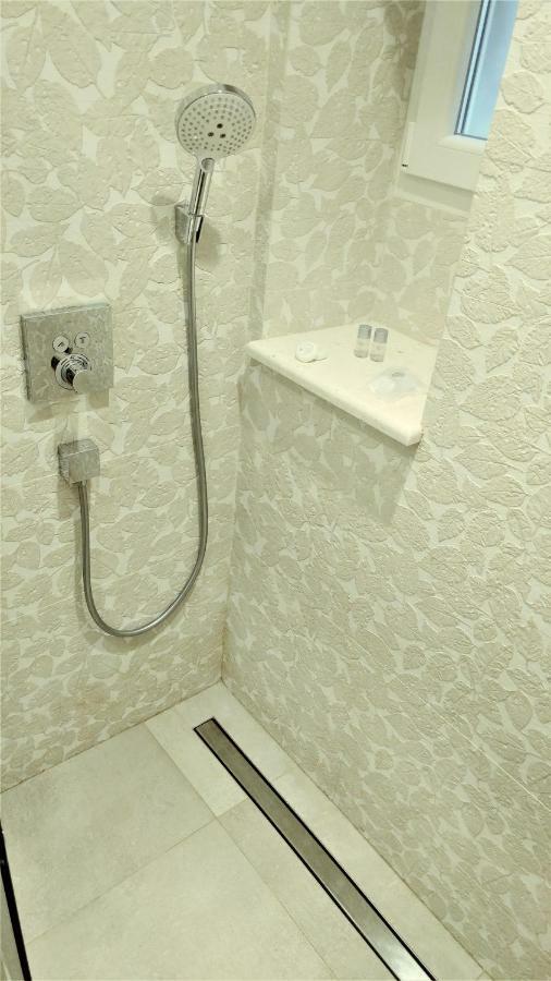 Studio Apartment Offside Split Bagian luar foto